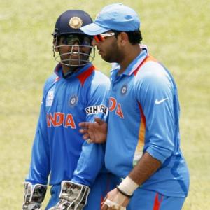 Time to take a call on Dhoni and Yuvraj's ODI future, says Dravid