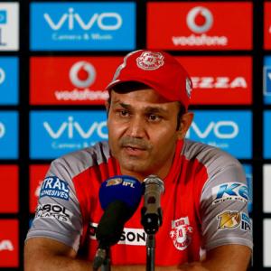 Maxwell did not perform for Kings XI Punjab, says Sehwag