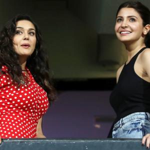PHOTOS: Preity, Anushka up the glam quotient at IPL