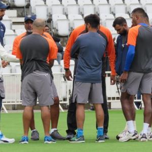 Here's what Shastri told the Indian batsmen