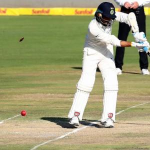 Openers, Kohli fail as India stare at a series defeat