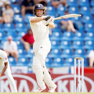 2nd Test: Curran, Buttler fifties rescue England vs Sri Lanka