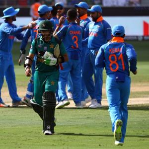 Pak batsmen didn't play their roles, says coach Arthur
