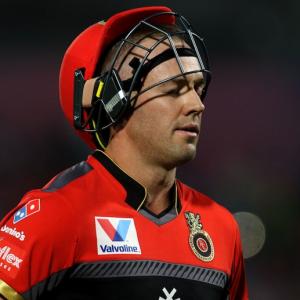 AB de Villiers' suggestion to avoid slow over-rate...