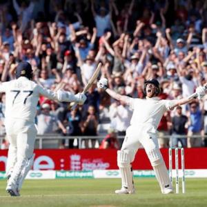 Stokes steers England to incredible win in 3rd Ashes Test