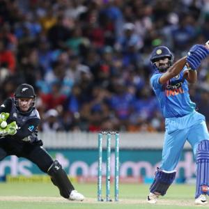 Learnt a lot from Dhoni during run chases: Vijay Shankar