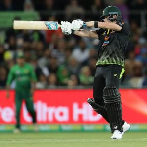 PIX: Smith powers Australia to victory over Pakistan