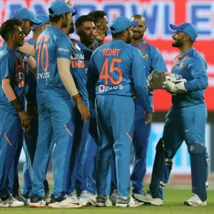 Rajkot T20I: Shaken India aim to level series