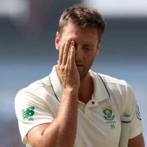 Vaughan calls to South African greats to help Proteas