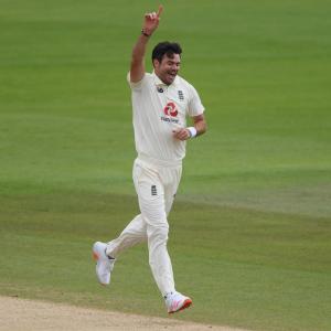 Can Anderson get to 700-wicket mark in Tests?