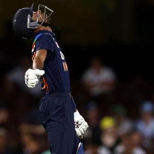 India's search for finisher like Dhoni stops at Hardik