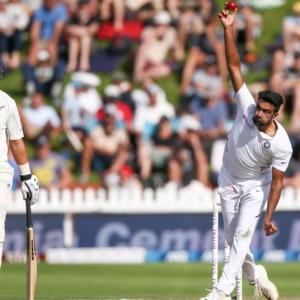 I would have kept deep extra cover for Kane: Ashwin