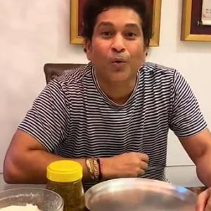 SEE: Why is Sachin sitting with an empty plate?