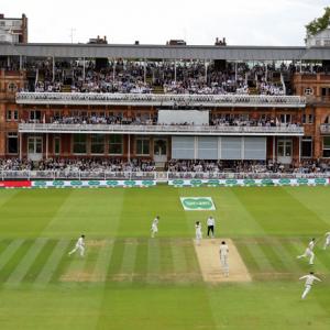 Lord's cricket ground lends support to medical staff