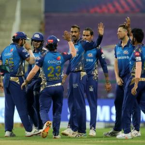 Turning Point: Krunal brings MI back into the game