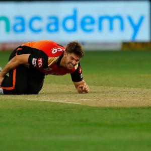 SRH's Marsh sustains freak injury