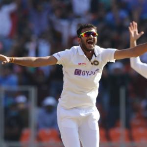 India down England in pink-ball Test inside 2 days
