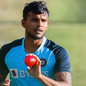 Natarajan to replace injured Umesh for last 2 Tests