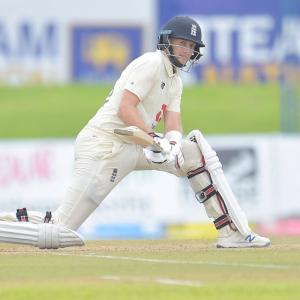Record-breaking Root goes past Cook