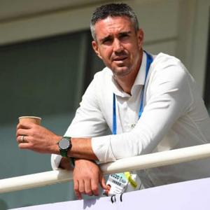 KP shares Dravid's email to help Sibley tackle spin