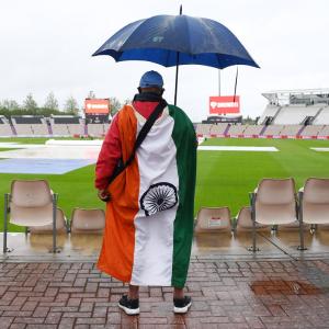 WTC final: Vaughan says weather is saving India