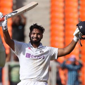 Pant wins Test Batting Award