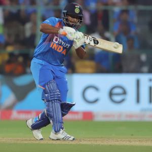 Select T20 Team: Should Pant replace Rahul?