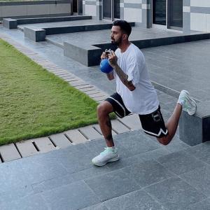 Rahul shares workout pix, Athiya approves