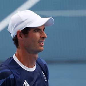 Murray supports calls for more players to get jabbed