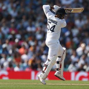 PHOTOS: England vs India, 4th Test, Day 4
