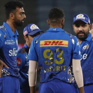 Mumbai Indians fined for slow over rate against Punjab