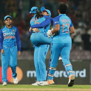 Smriti stars in India's dramatic super over win vs Aus