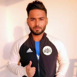 Pant has cuts on forehad, ligament tear in knee: BCCI