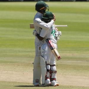 PHOTOS: South Africa vs India, 3rd Test, Day 4