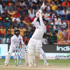PIX: Pant blazes as India set Sri Lanka daunting chase