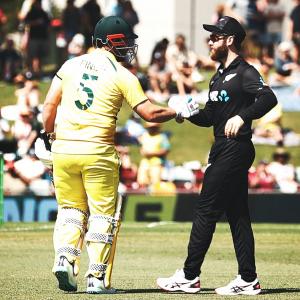 PIX: NZ's guard of honour for Australia captain Finch