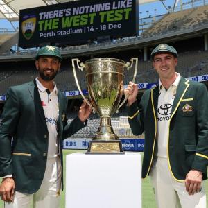 Pak aim for upset against mighty Aussies in Perth