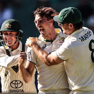 Cummins stars again; Australia sweeps series vs Pak