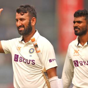 PIX: Pujara Flashes The Thumbs Up