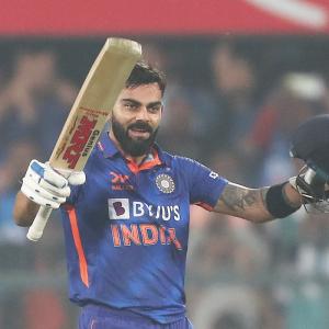 Ton-up Kohli leads India to victory in opening ODI