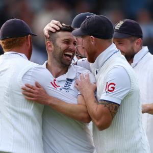 Ashes PIX: Wood, Bairstow put England in control