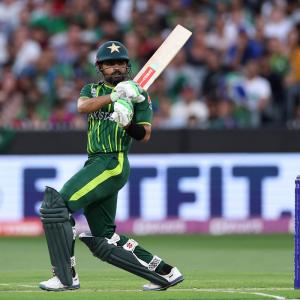 Babar guides Pak to big win over NZ, No 1 ODI ranking