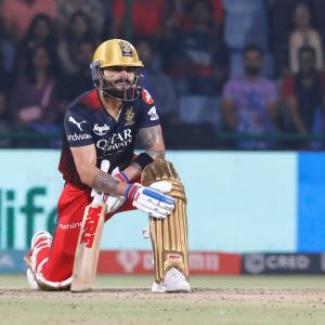Kohli's slow knock fuels 'dying' anchor debate in T20s