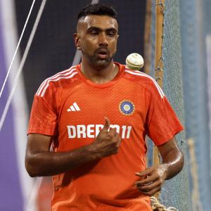 Will India Pick Ashwin For Final?