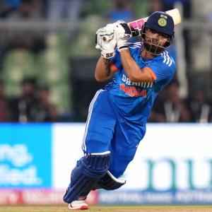 Why Rinku Reminds SKY of Dhoni