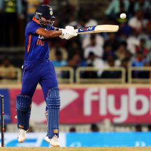 Shreyas Iyer works overtime to solve short ball woes