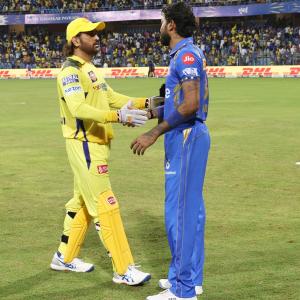 Pandya hails Dhoni's behind-the-scenes role