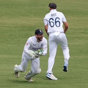 Foakes Sparks Controversy In Ranchi