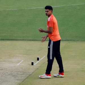Irfan questions denial of contracts to Iyer, Kishan