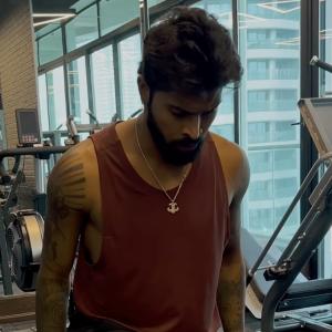 SEE: Hardik Hard At Work In The Gym